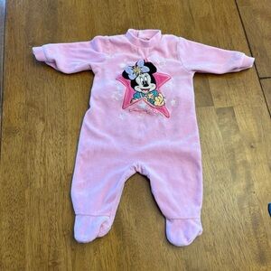 DISNEY Disneyland Paris 25th Anniversary Pink Baby Girls Footie Pyjamas 6 months